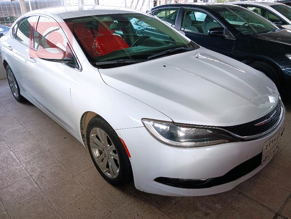 Chrysler 200